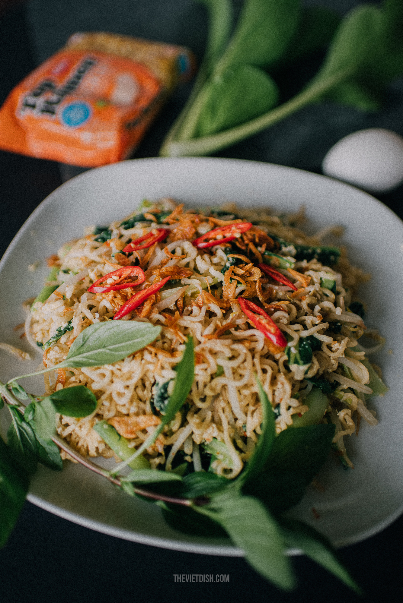 how to make vietnamese eggs stir fry ramen noodles