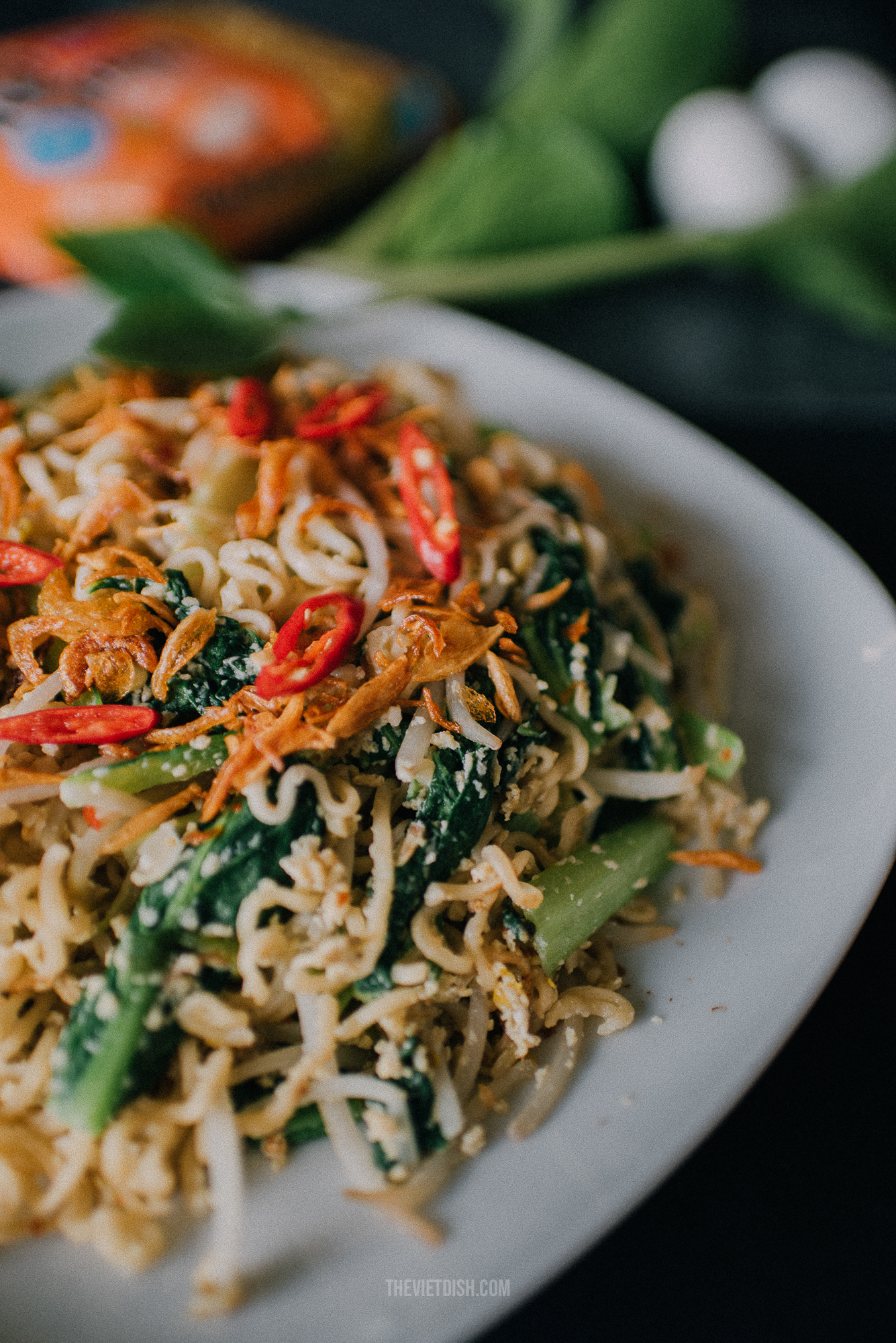 vietnamese eggs stir fry ramen noodles recipe