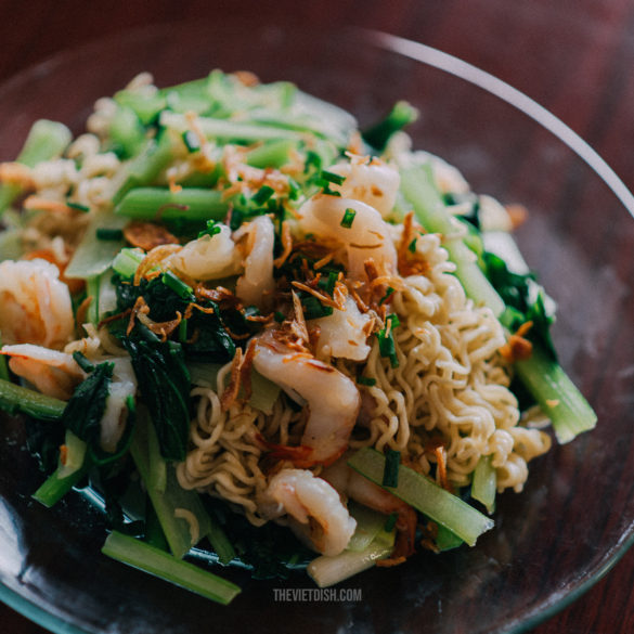 how to make vietnamese seafood stir fry ramen noodles